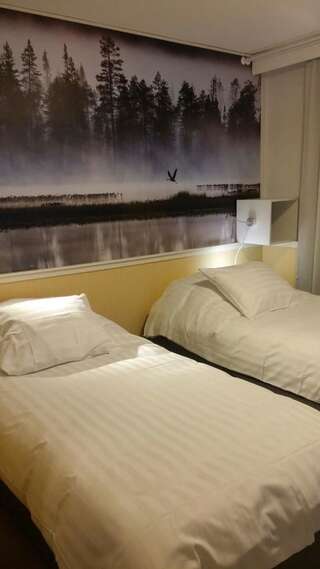 Отель Place to Sleep Hotel Hollola Холлола Двухместный номер с 1 кроватью-2